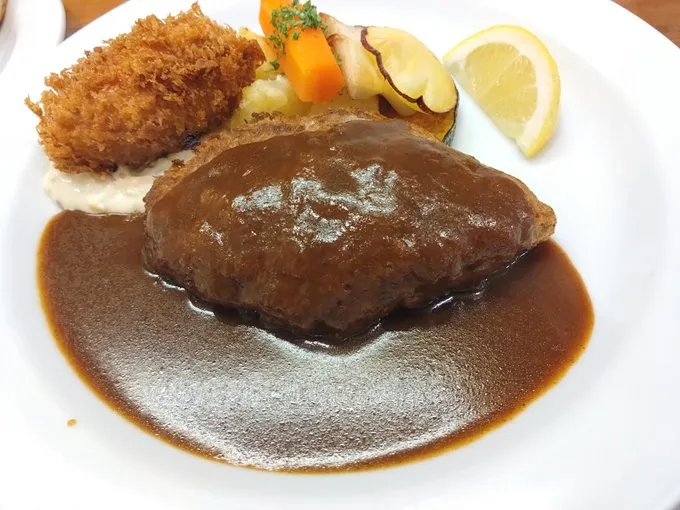 キッチン ノム 一社駅